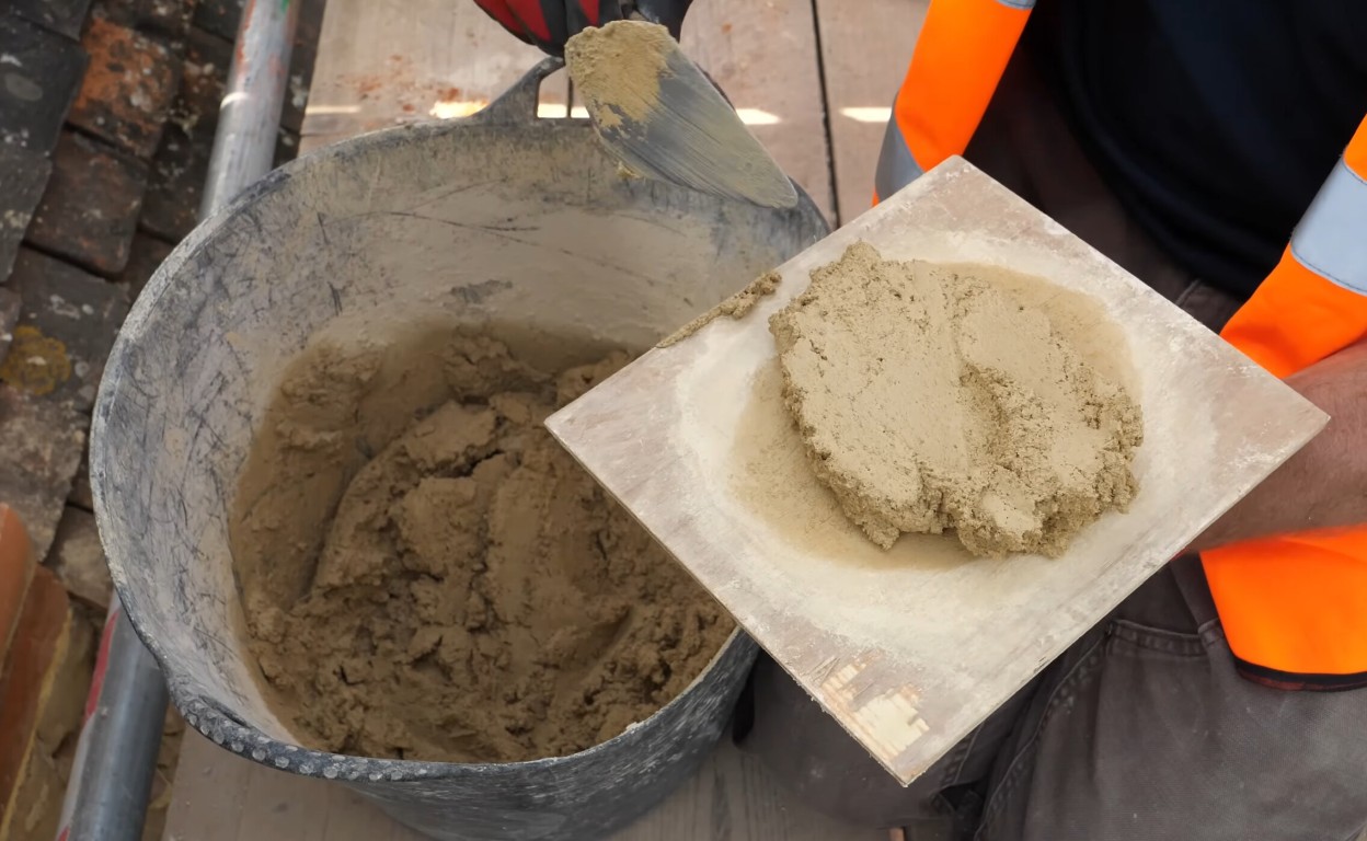 Outdoor fireplace and kitchen construction in Salinas, CA